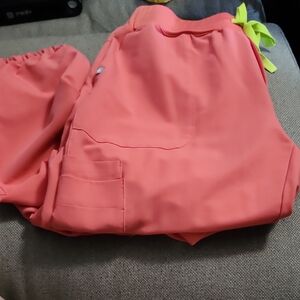 Figs Joggers In Hot Coral